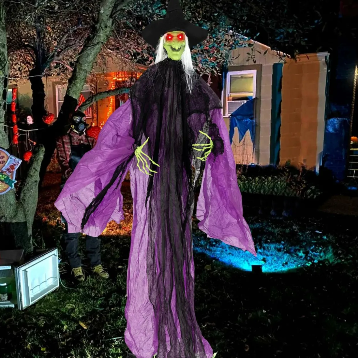 Tangkula 7.2 FT Halloween Animatronic Standing Witch