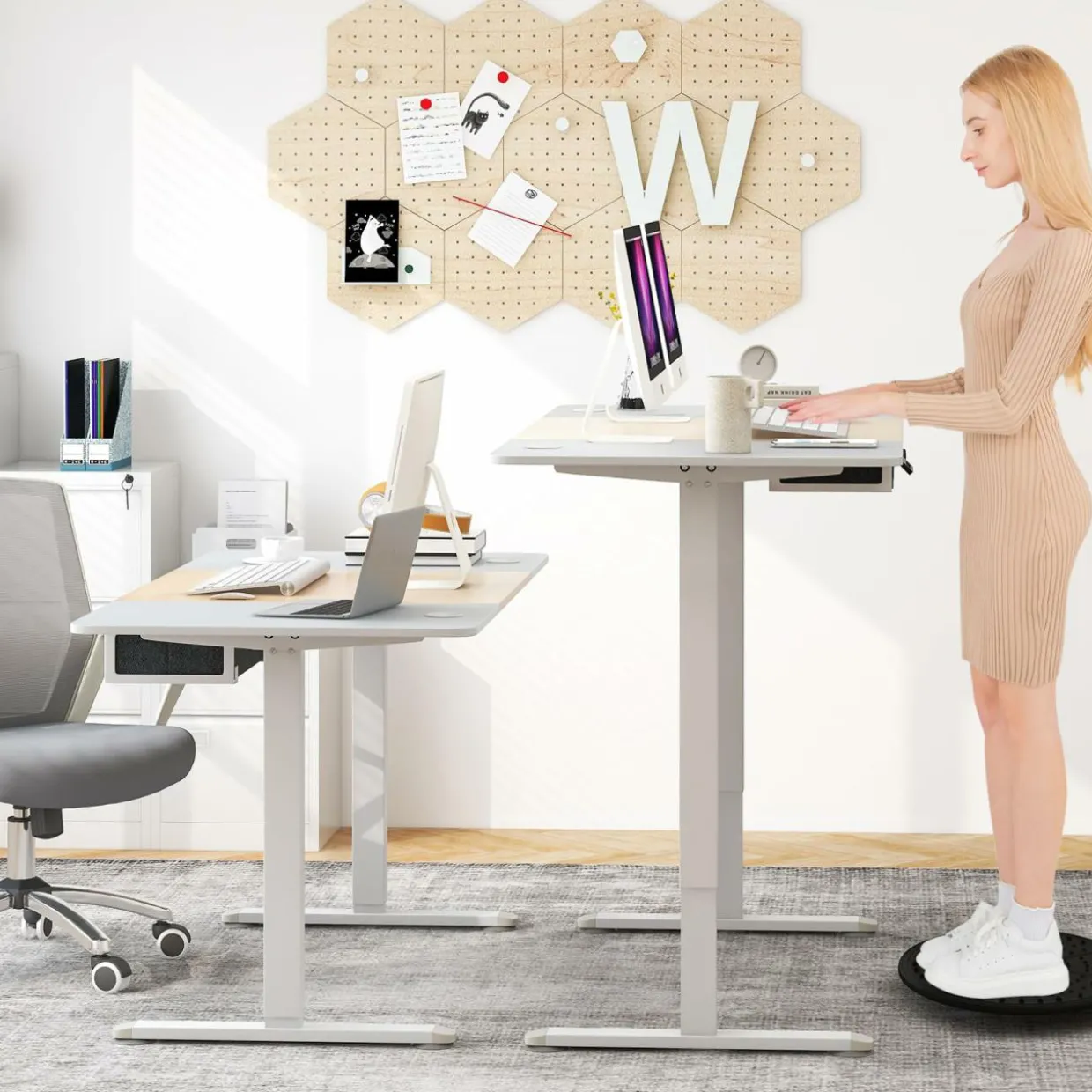 Tangkula 55” x 28” Height Adjustable Electric Standing Desk, Ergonomic Sit Stand Desk